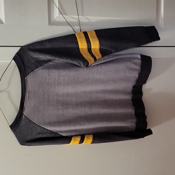 Harry Potter Hogwarts sweater - Picture 4 of 4